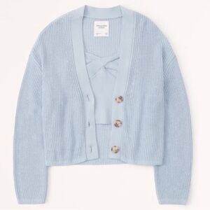 Abercrombie & Fitch Light Blue Cropped Cardigan Sweater XS